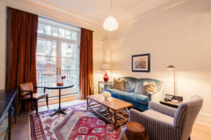Sitting Area with view of balcony