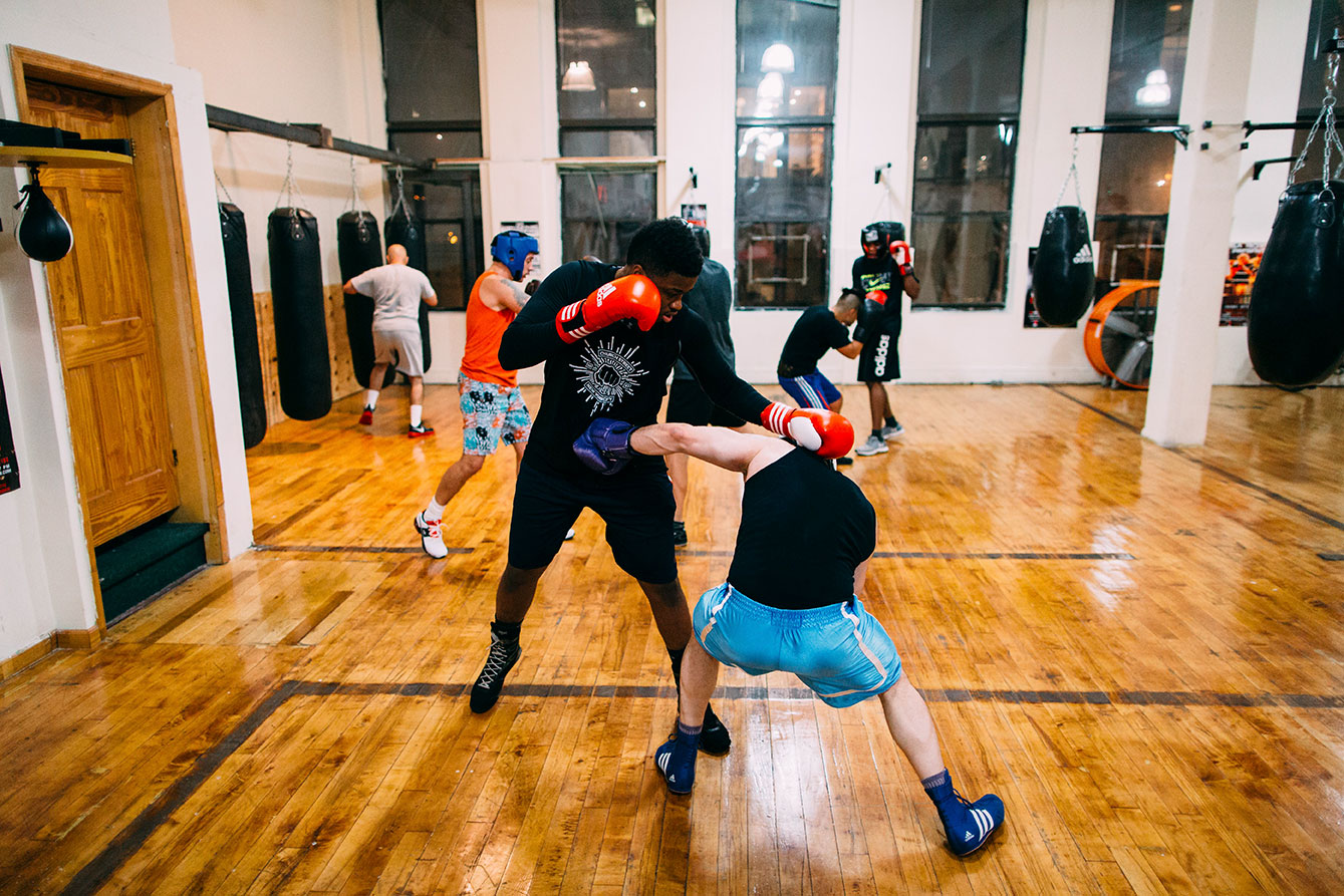 Two men boxing